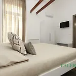 Palermo Inn Suite לינה וארוחת בוקר